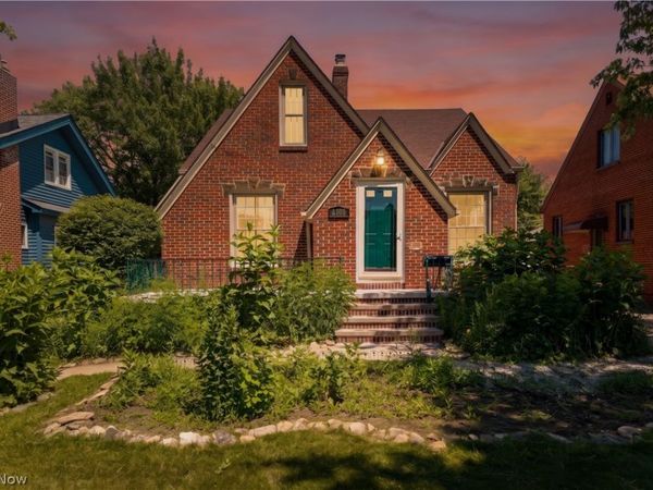 6145 Stanbury Road, Parma, OH 44129