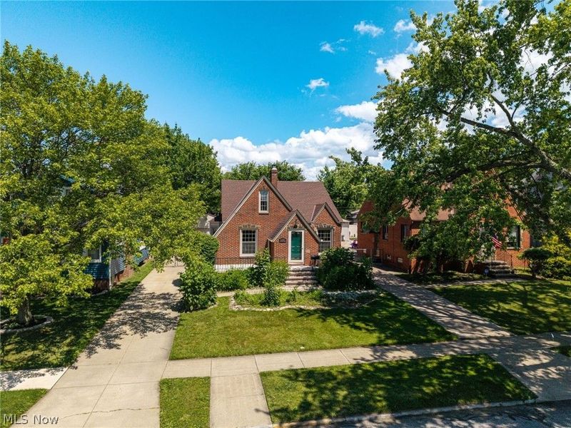 6145 Stanbury Road, Parma, OH 44129 Photo 2