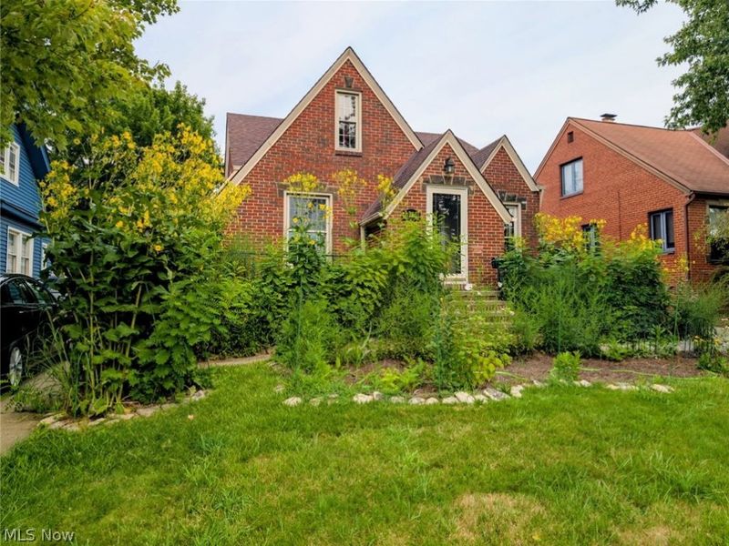 6145 Stanbury Road, Parma, OH 44129 Photo 4