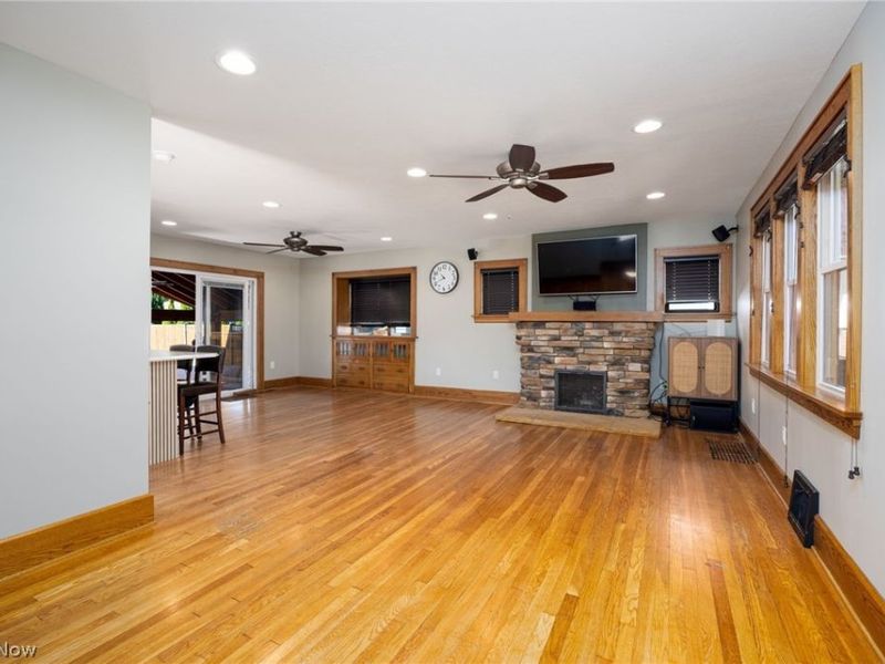 342 E Catawba Avenue, Akron, OH 44301 Photo 14