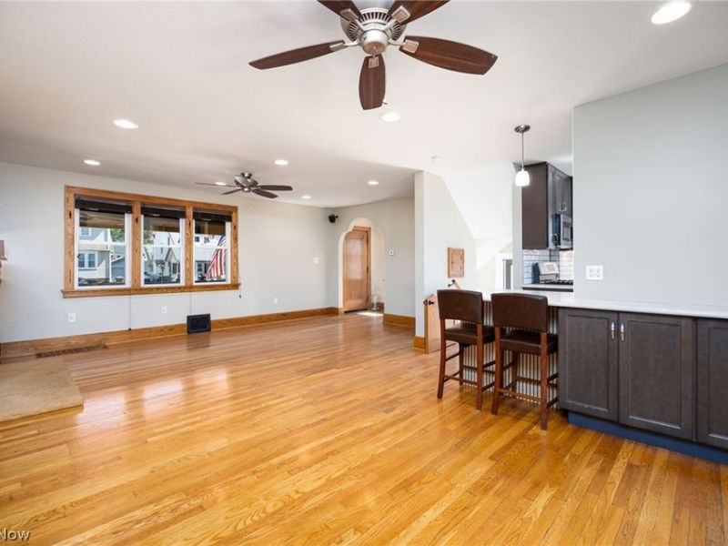 342 E Catawba Avenue, Akron, OH 44301 Photo 19