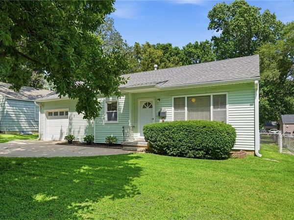 5427 Briar Street, Roeland Park, KS 66205