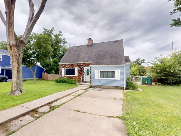 3 Sunset Road , Merrillville, IN 46410