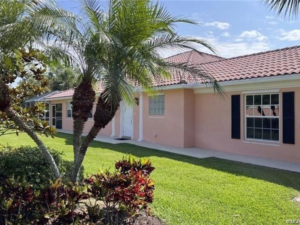 10629 SW Hartwick Drive, Port St Lucie, FL 34987