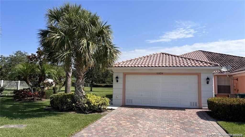 10629 SW Hartwick Drive, Port Saint Lucie, FL 34987 Photo