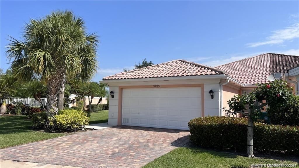 10629 SW Hartwick Drive, Port Saint Lucie, FL 34987 Photo