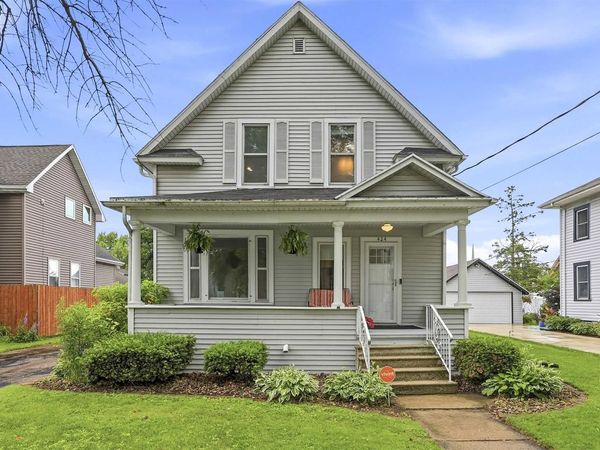 424 3RD STREET, Neenah, WI 54956
