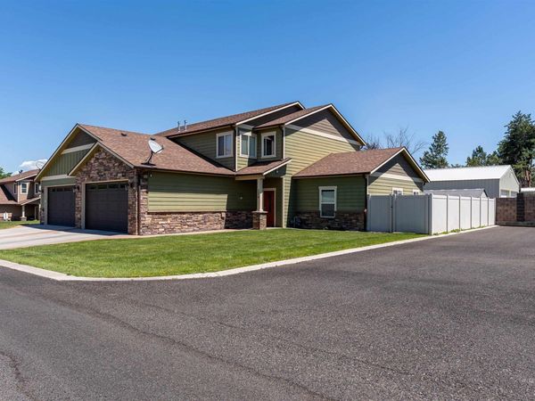 721 Linden Ave, Unit D, Lewiston, ID 83501