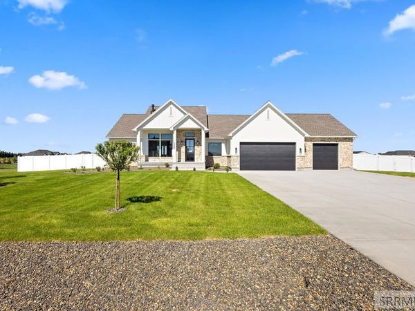 1568 N 845 E, SHELLEY, ID 83274