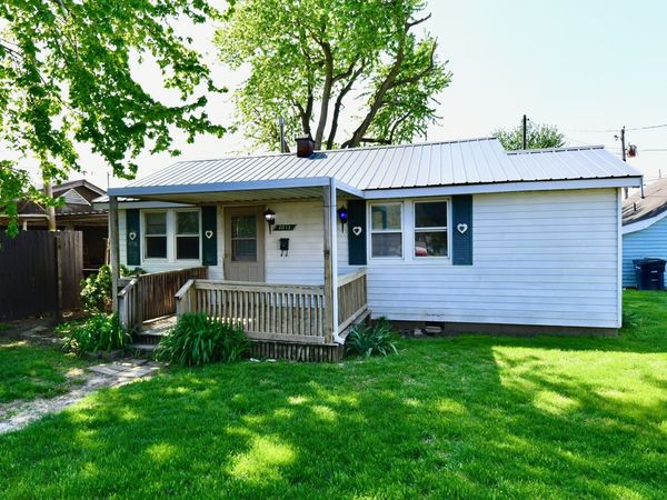 2013 S J Street, Elwood, IN 46036