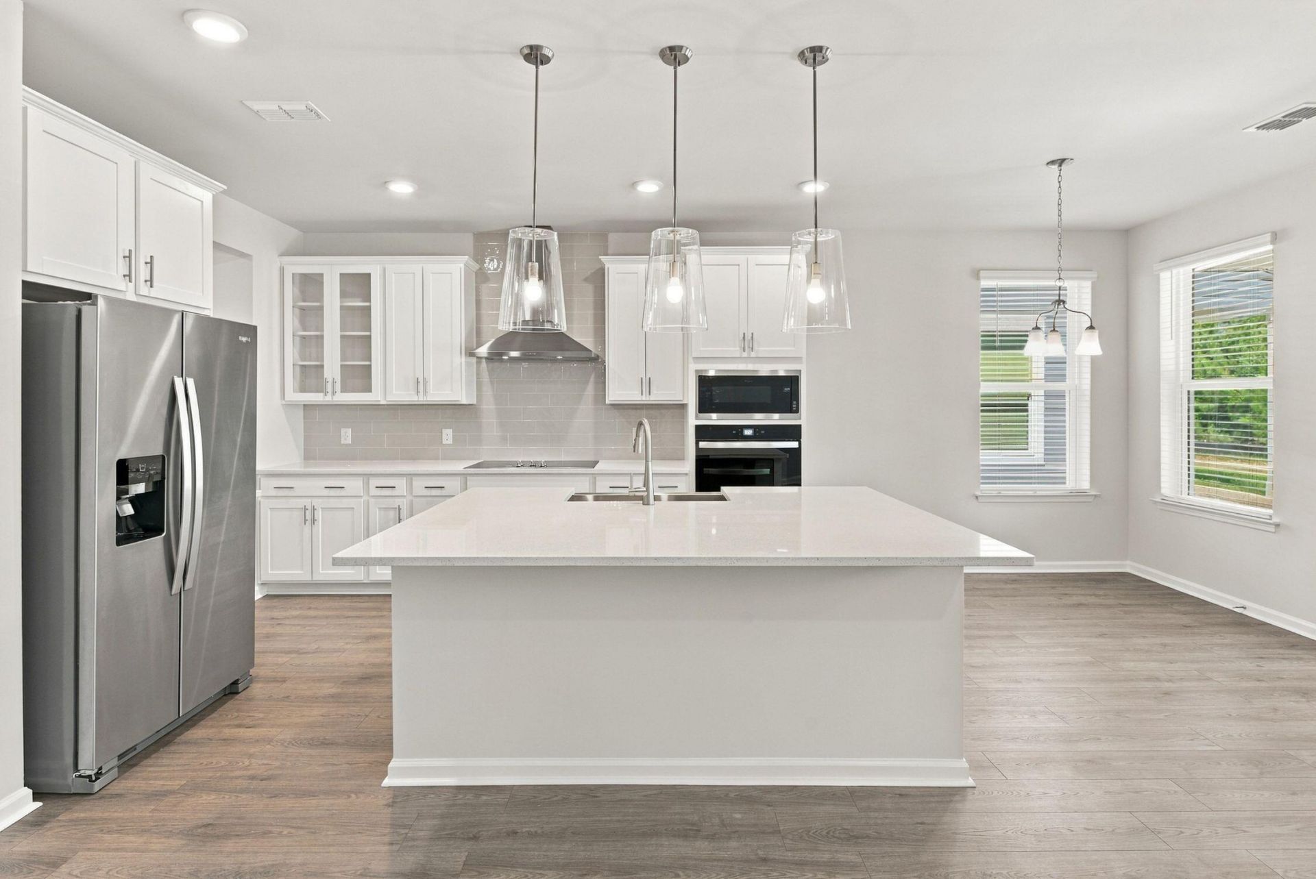 438 White Magnolia Street Photo 15