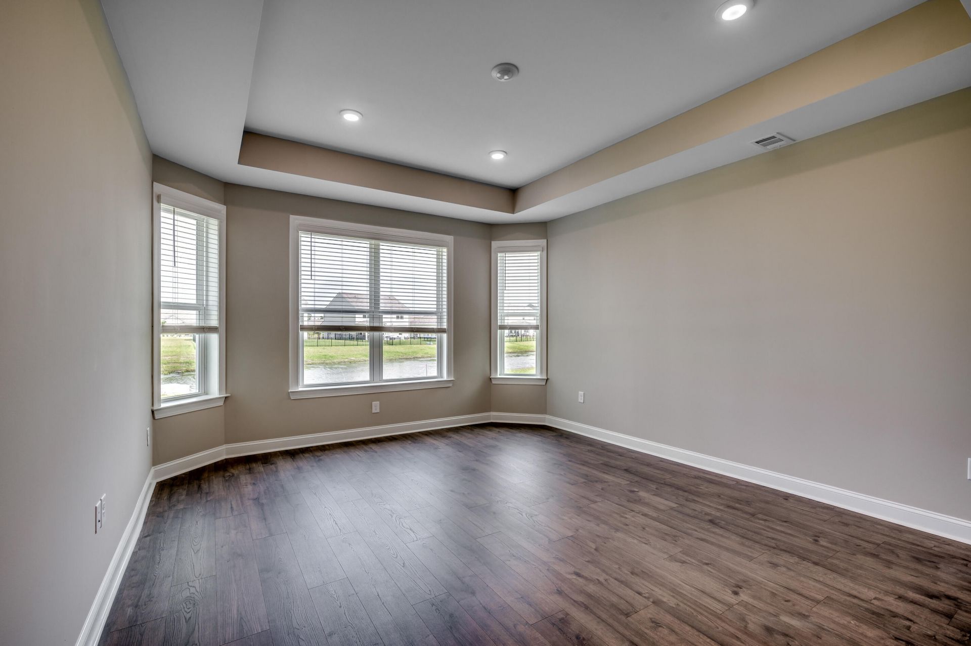 438 White Magnolia Street Photo 21