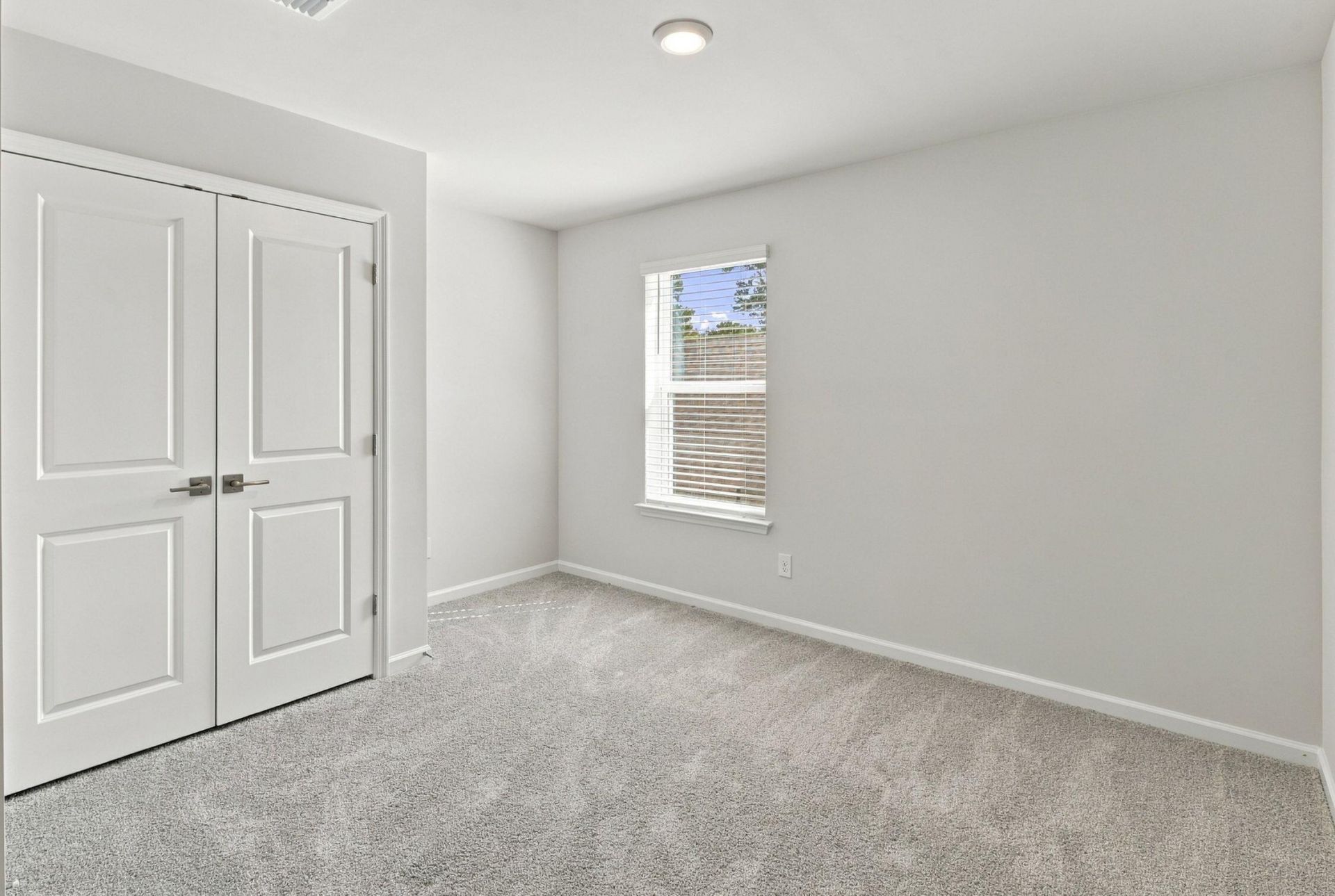 438 White Magnolia Street Photo 25