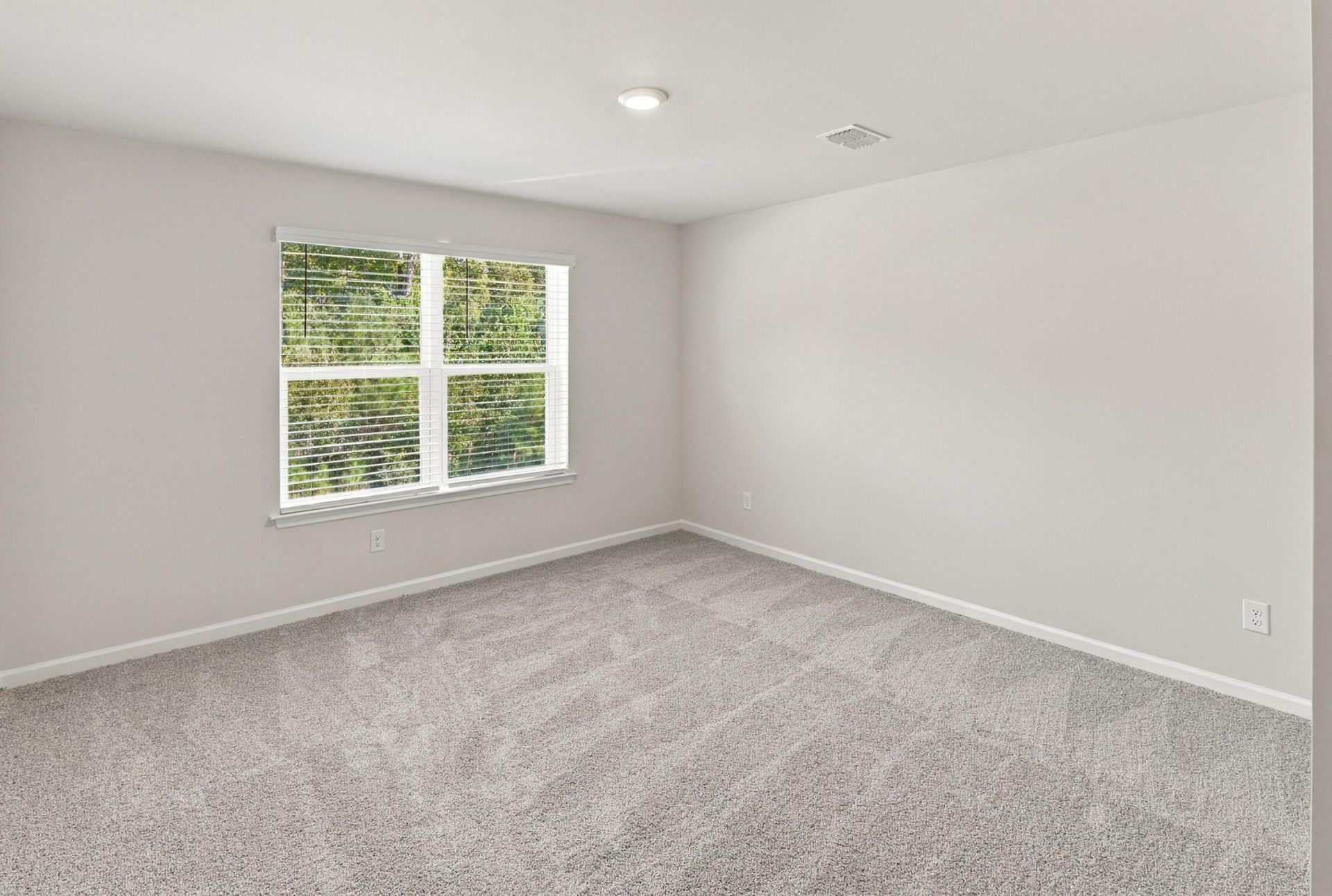 438 White Magnolia Street Photo 28