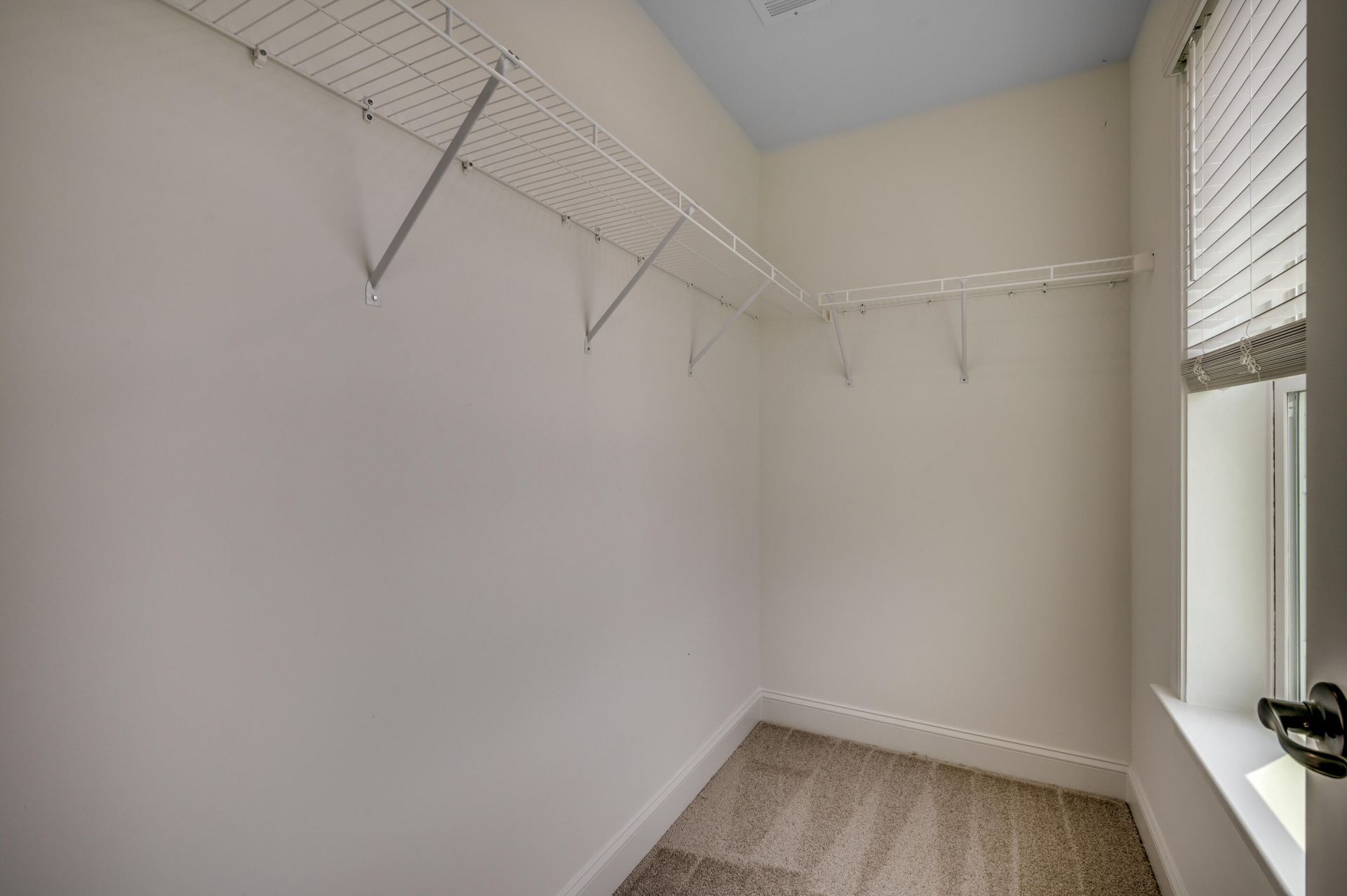 438 White Magnolia Street Photo 34