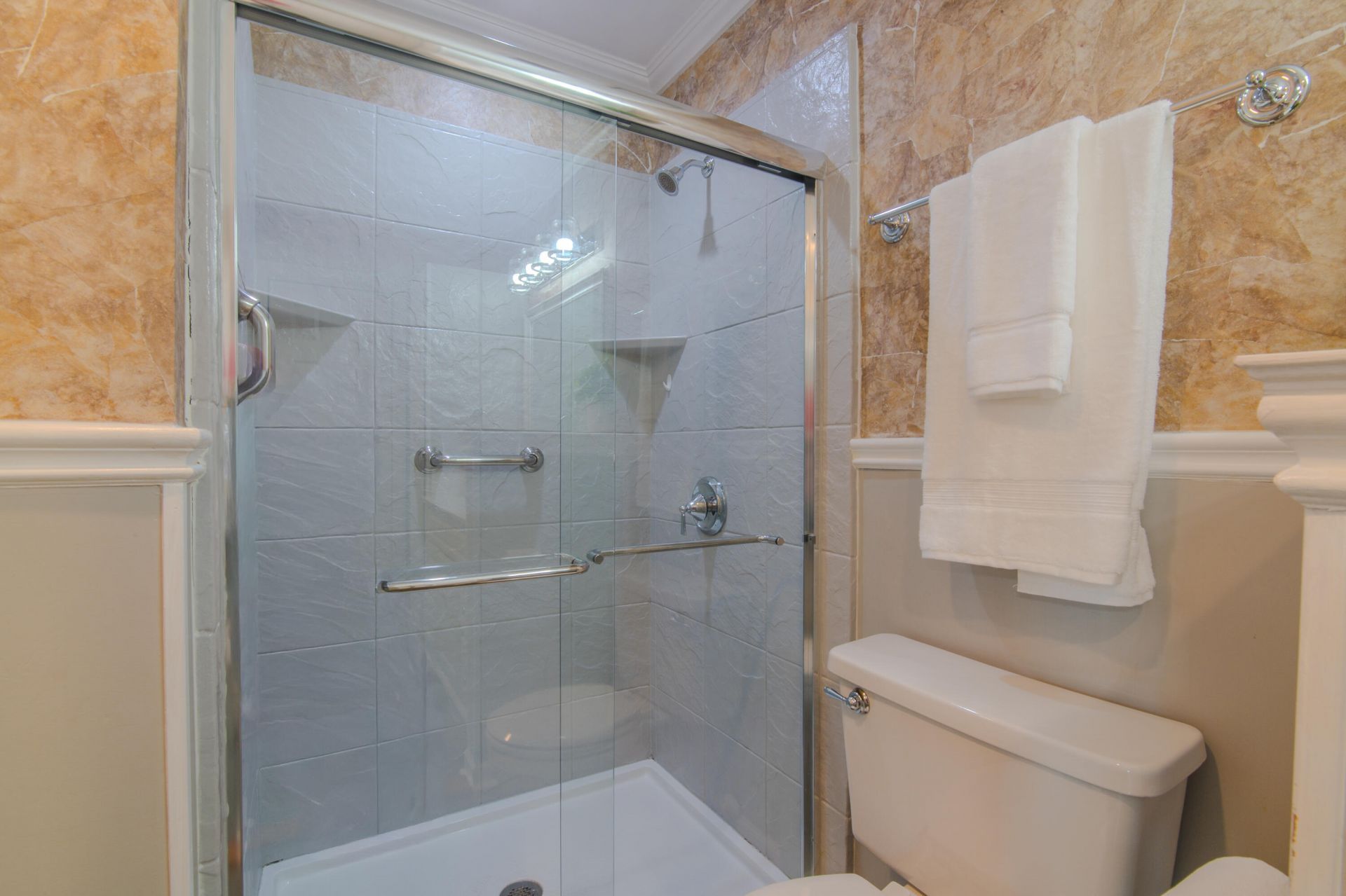 106 James Road Photo 10