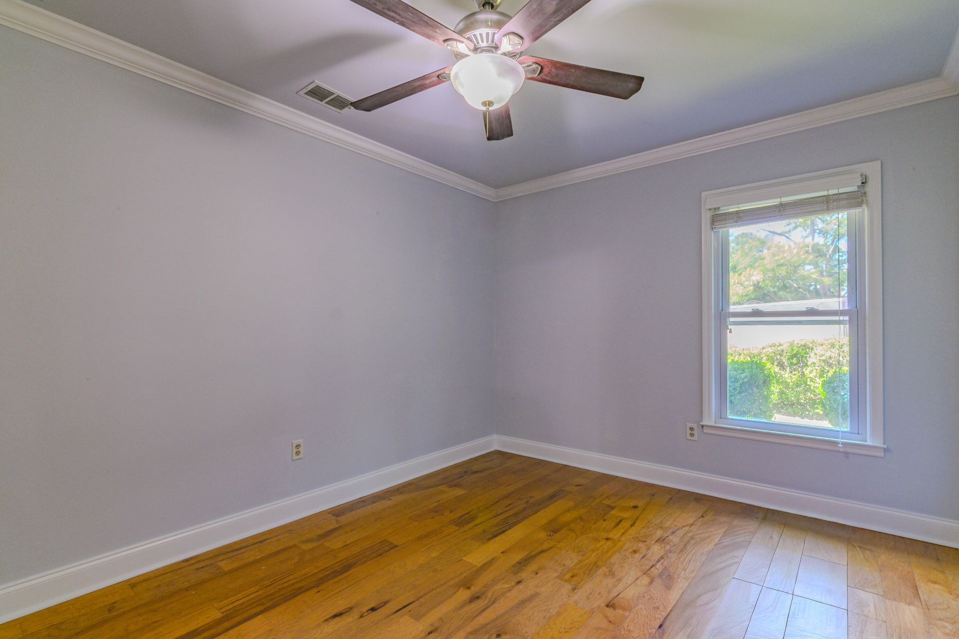 106 James Road Photo 11