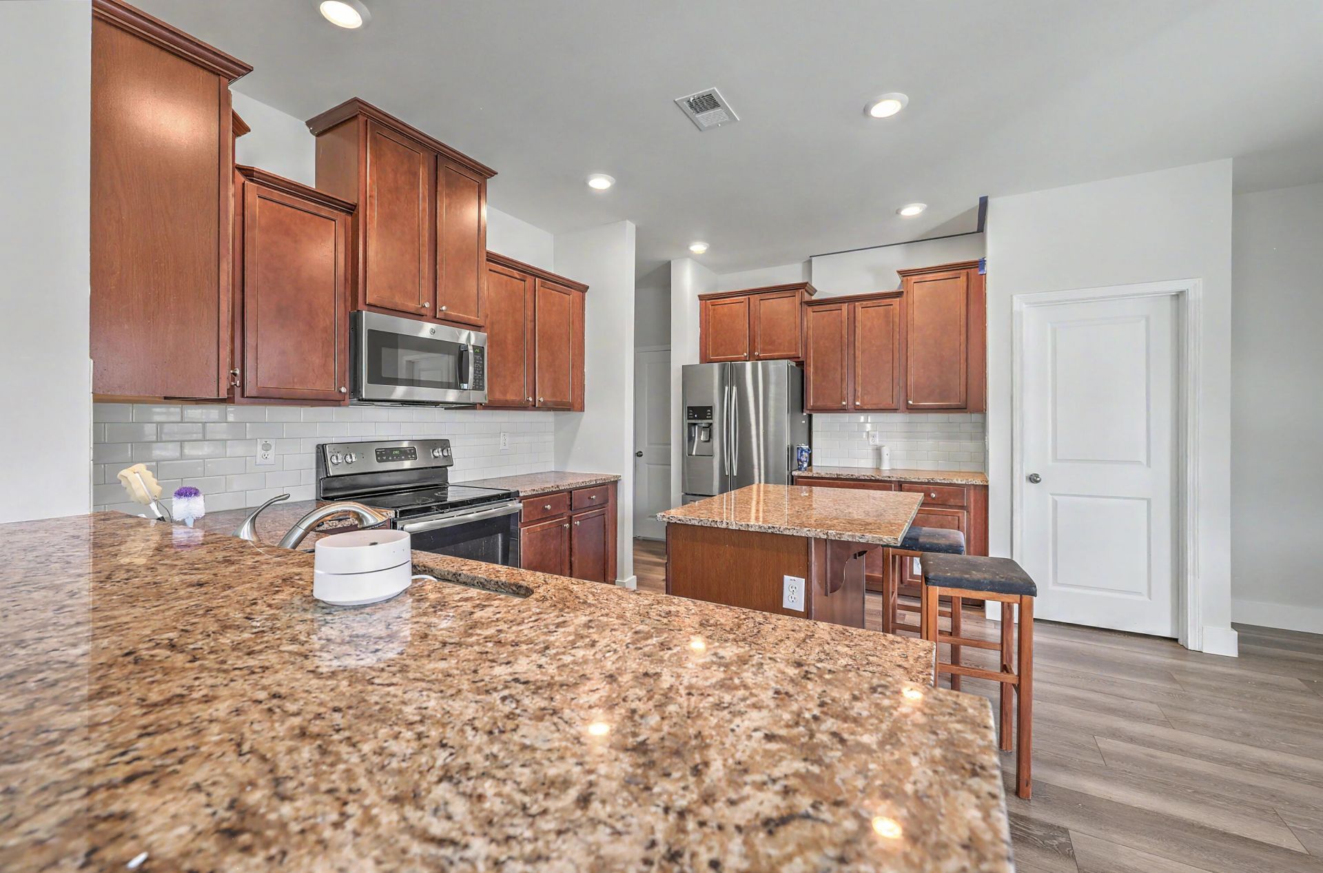 163 Emerald Isle Drive Photo 11