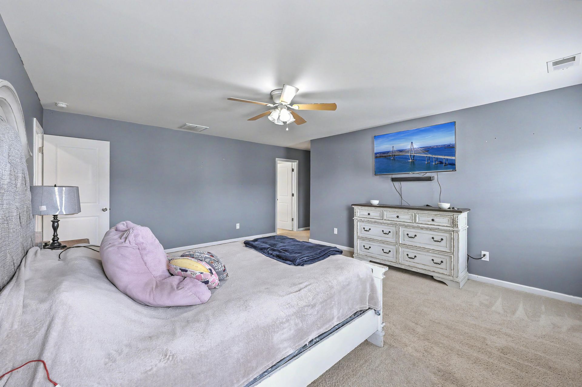 163 Emerald Isle Drive Photo 17