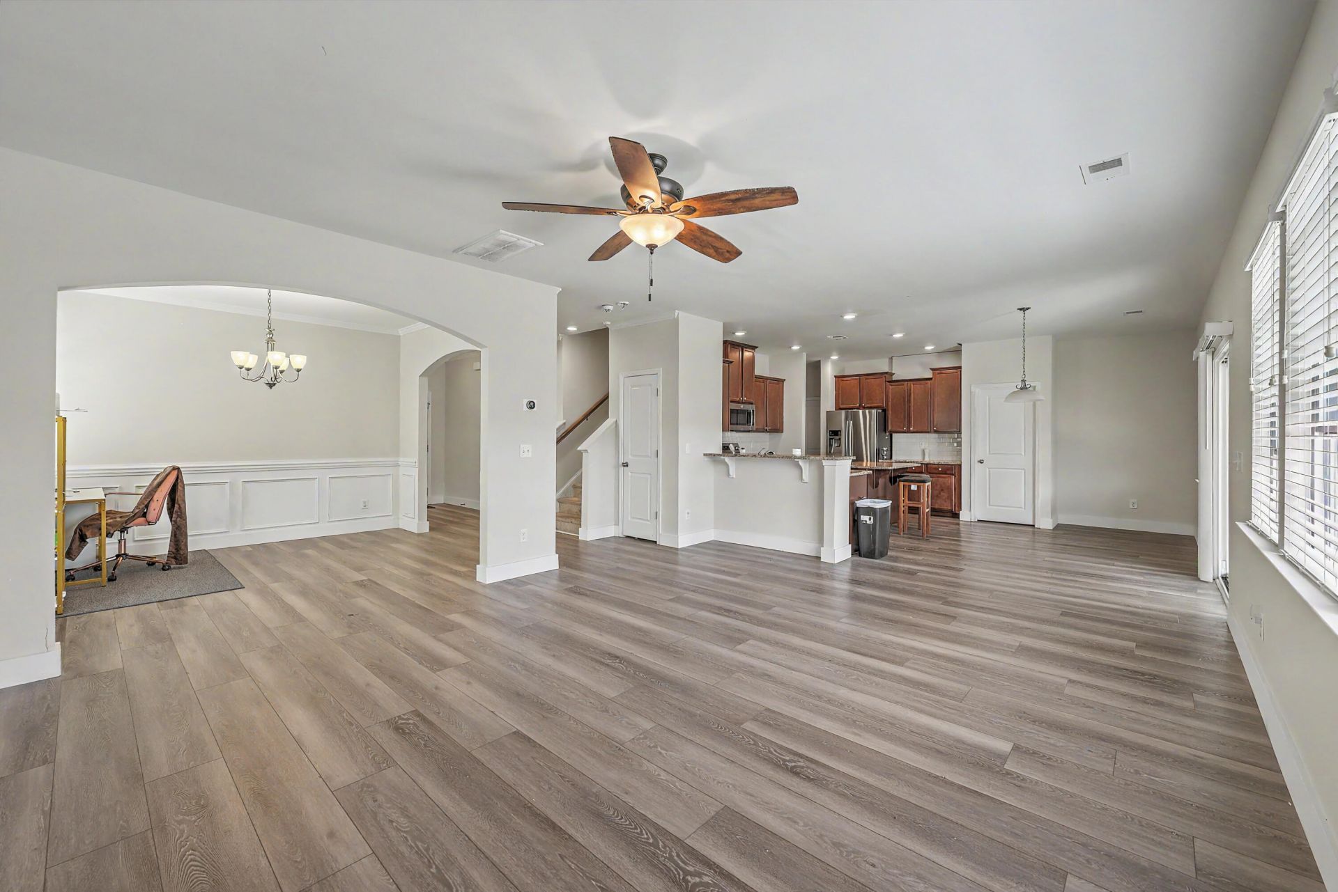163 Emerald Isle Drive Photo 9