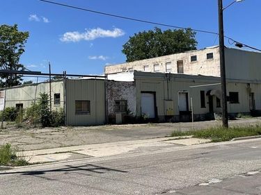 619-635 East Washington , Jackson, MI 49203