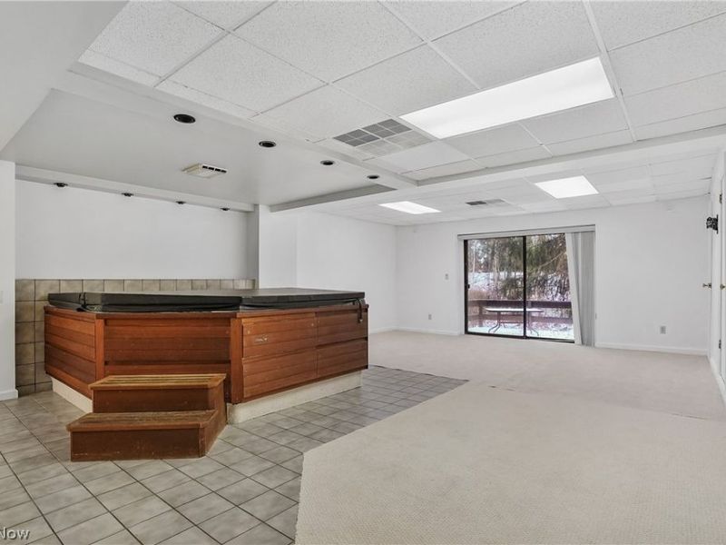 285 North Road NE, Howland, OH 44484 Photo 15