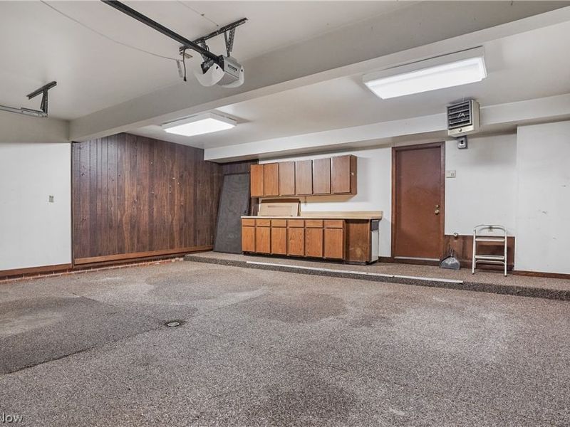 285 North Road NE, Howland, OH 44484 Photo 8