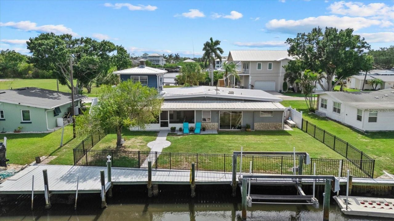 512 Palm Avenue , Ellenton, FL 34222 Photo