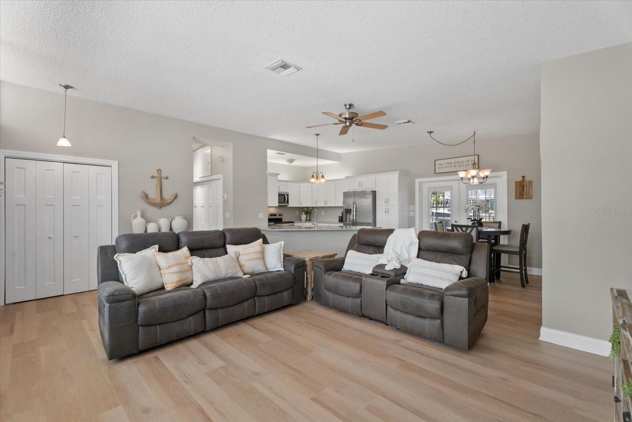 512 Palm Avenue , Ellenton, FL 34222 Photo