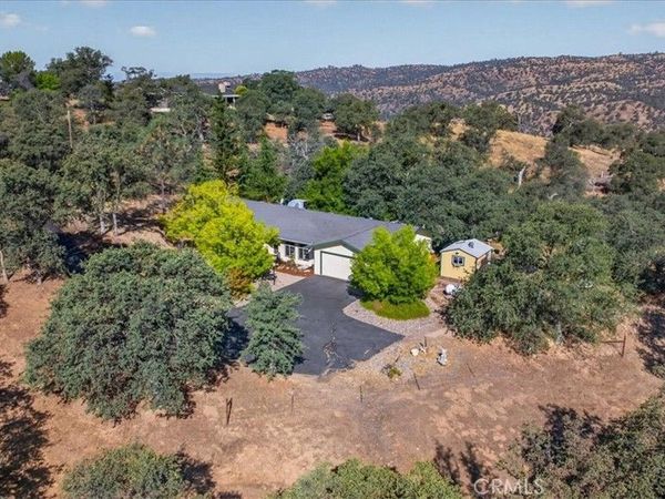 41393 Roaring River Way, Coarsegold, CA 93614