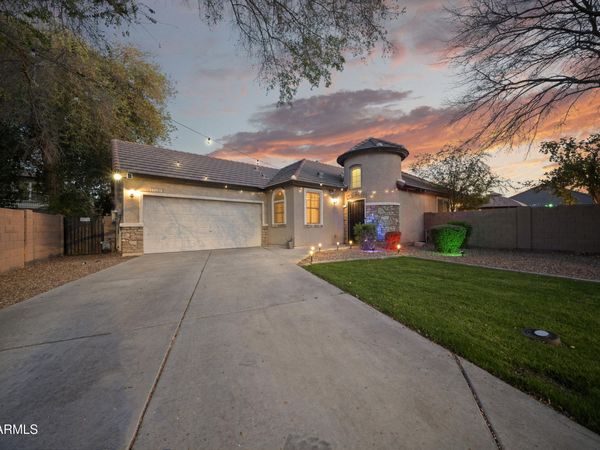 17239 W IRONWOOD Street, Surprise, AZ 85388