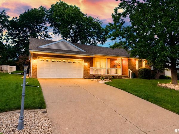 1637 W GAYLORD Avenue, Peoria, IL 61614