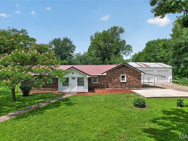 206 Lion Street, Dixon, MO 65459