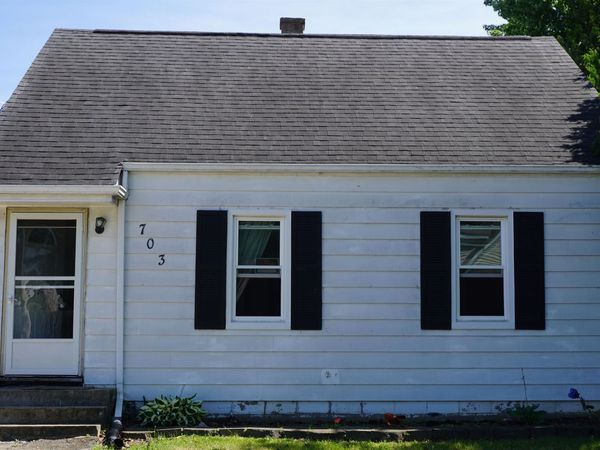 703 Maple Avenue, MACHESNEY PARK, IL 61115