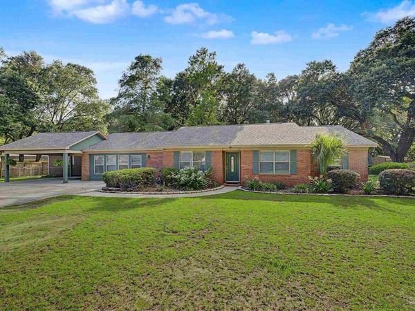 5601 Windermere Trace, Pace, FL 32571