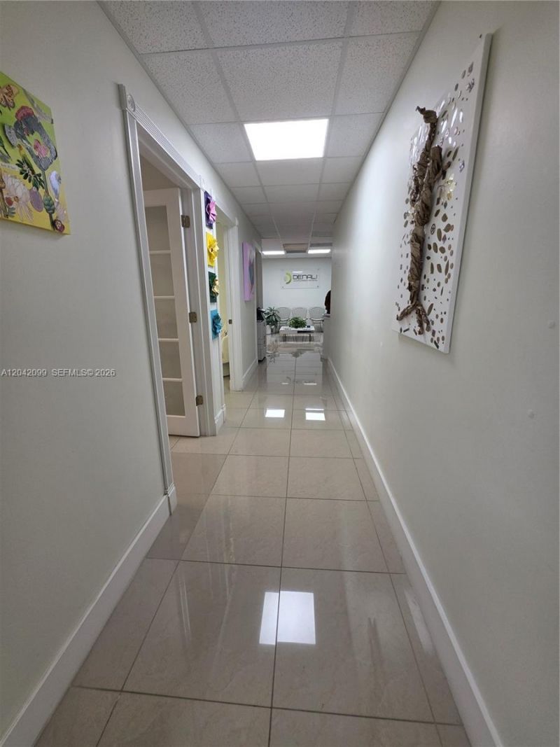 10200 NW 25th St , Unit B-205, Doral, FL 33172 Photo