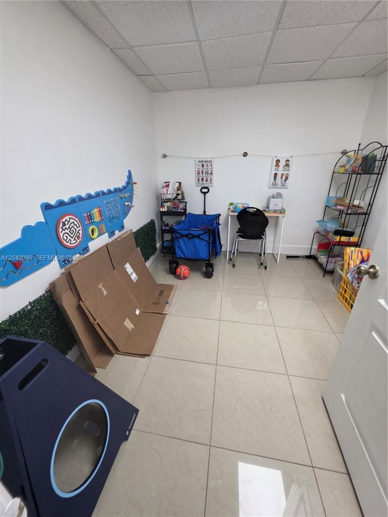 10200 NW 25th St , Unit B-205, Doral, FL 33172 Photo