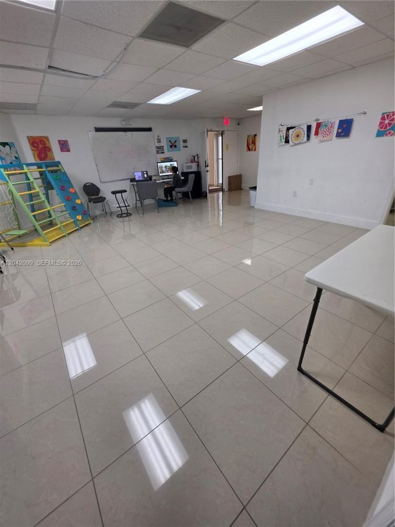 10200 NW 25th St , Unit B-205, Doral, FL 33172 Photo