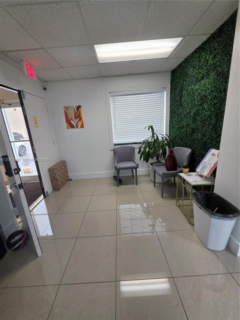 10200 NW 25th St , Unit B-205, Doral, FL 33172 Photo
