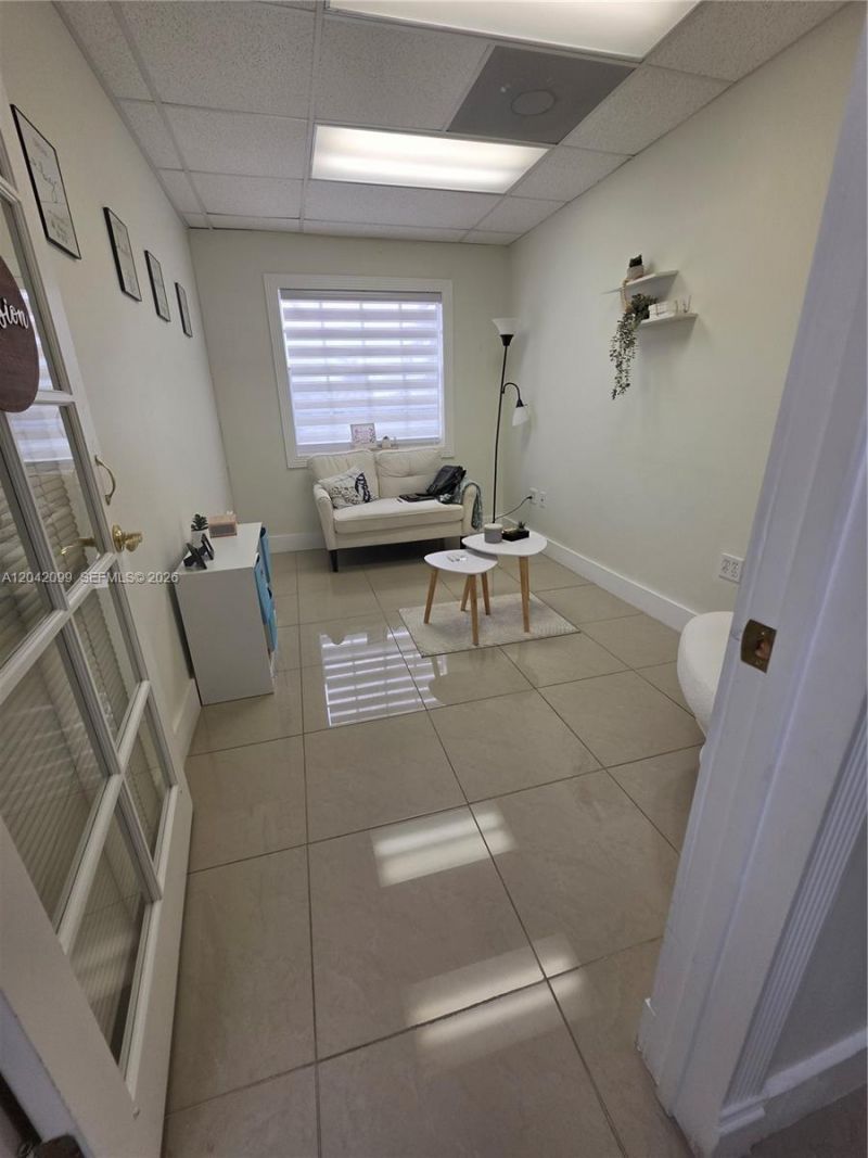 10200 NW 25th St , Unit B-205, Doral, FL 33172 Photo