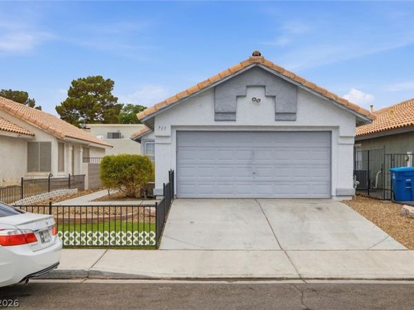 713 MARIE FENLON DR. Drive , Las Vegas, NV 89107