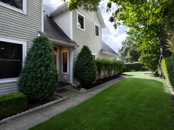 588 Onwentsia Avenue , Highland Park, IL 60035