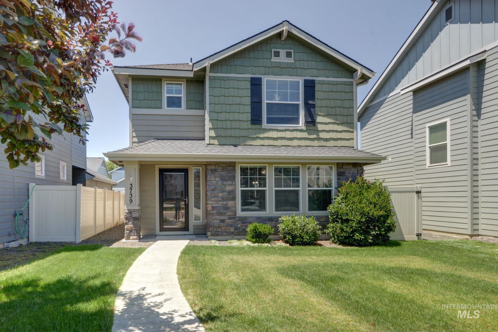 3739 N Warm Creek Ave, Meridian, ID 83646 Main Photo