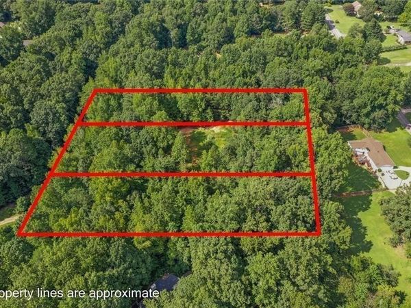 113 Hickory Trail , Cumming, GA 30040