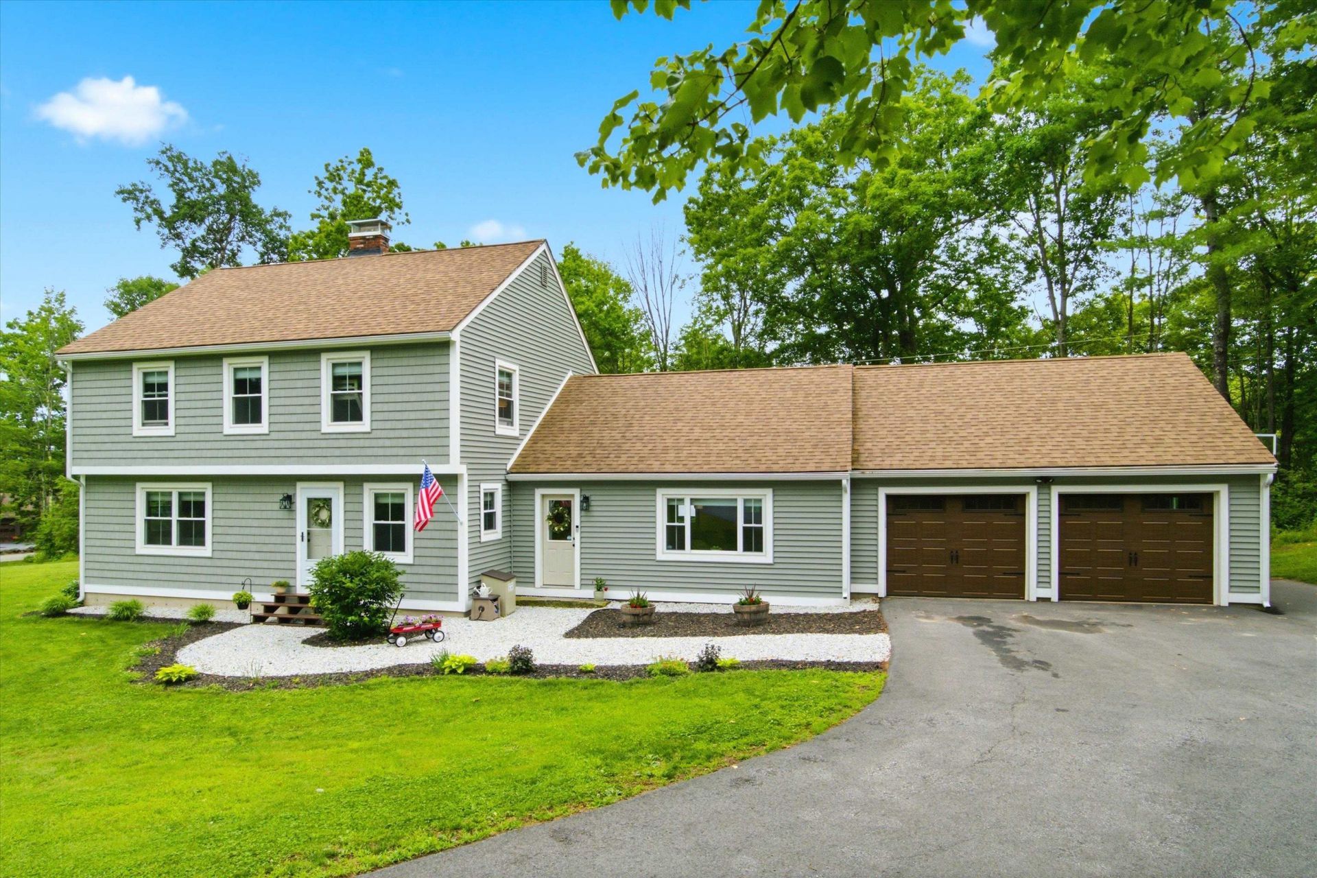 338 N Pembroke Road, Pembroke, NH 03275 Main Photo