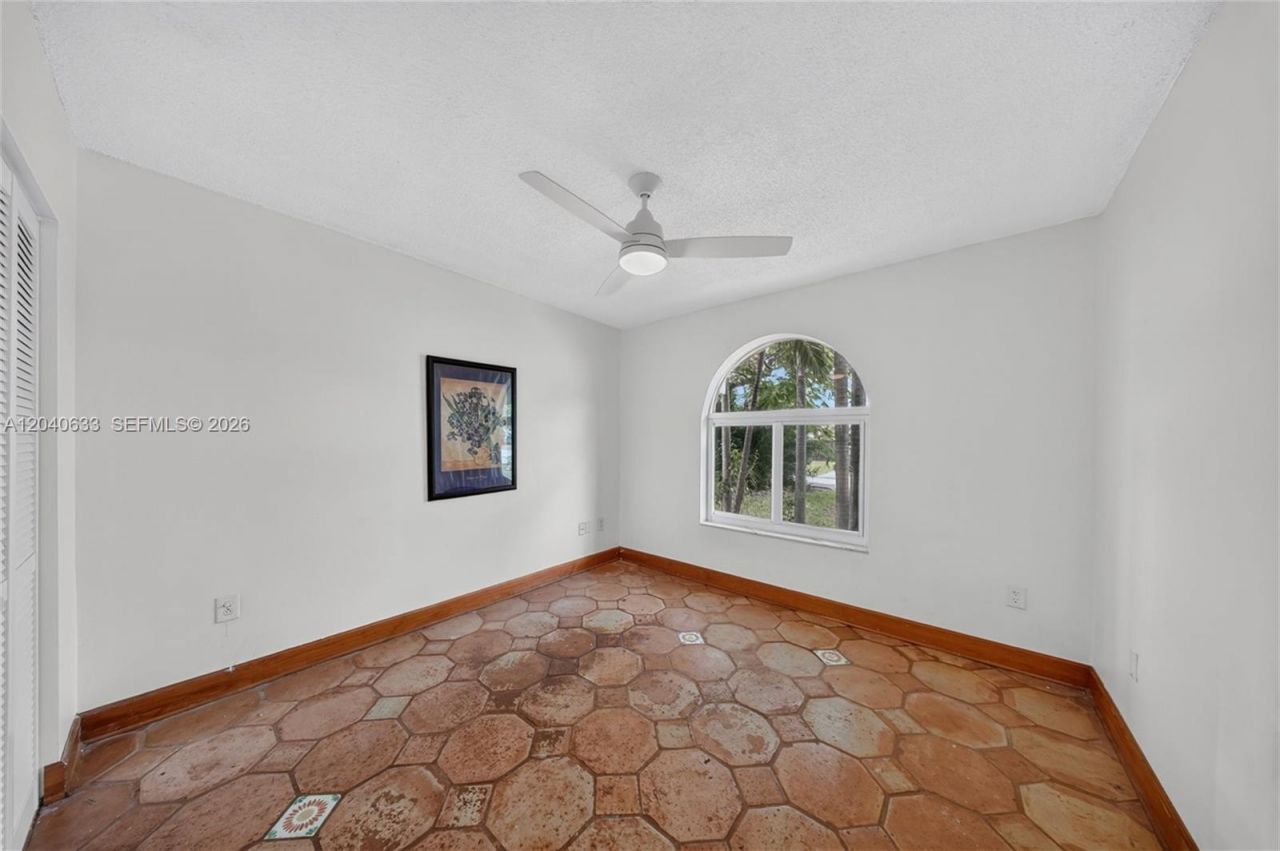 15307 SW 52nd Ter, Miami, FL 33185 Photo