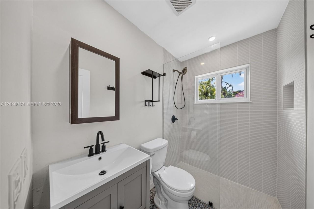 15307 SW 52nd Ter, Miami, FL 33185 Photo