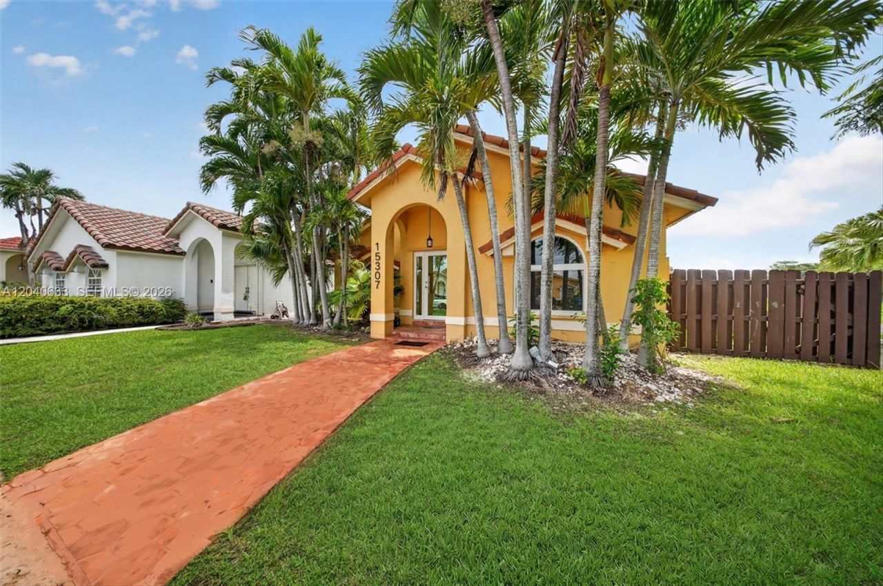15307 SW 52nd Ter, Miami, FL 33185 Photo