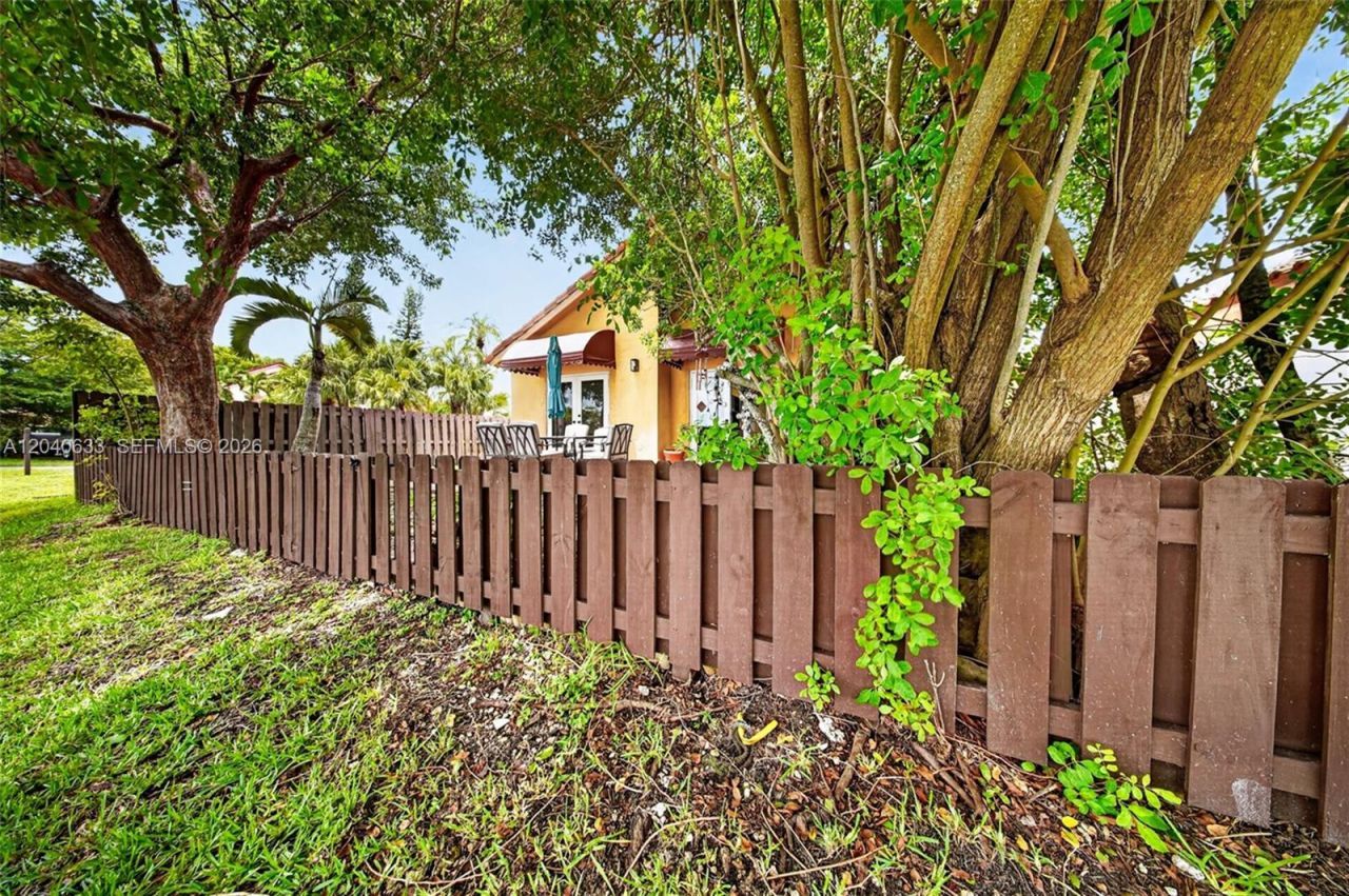 15307 SW 52nd Ter, Miami, FL 33185 Photo