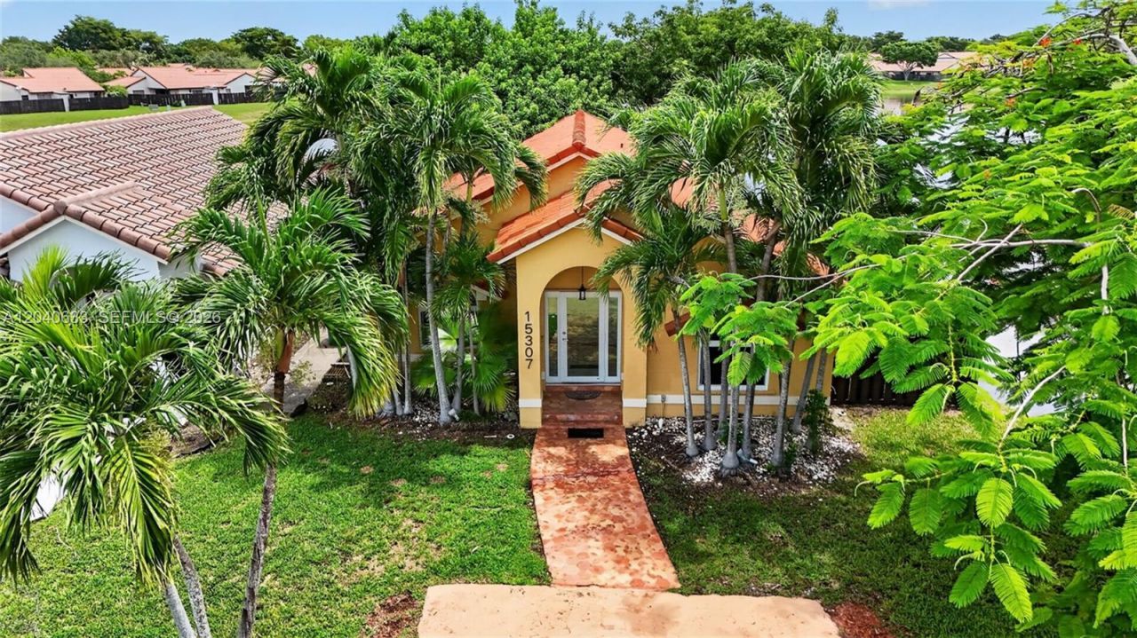 15307 SW 52nd Ter, Miami, FL 33185 Photo